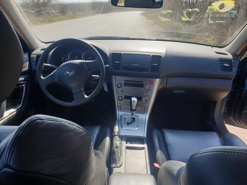 Subaru Legacy 2.5 164к.с автоматик, снимка 9 - Автомобили и джипове - 42396865