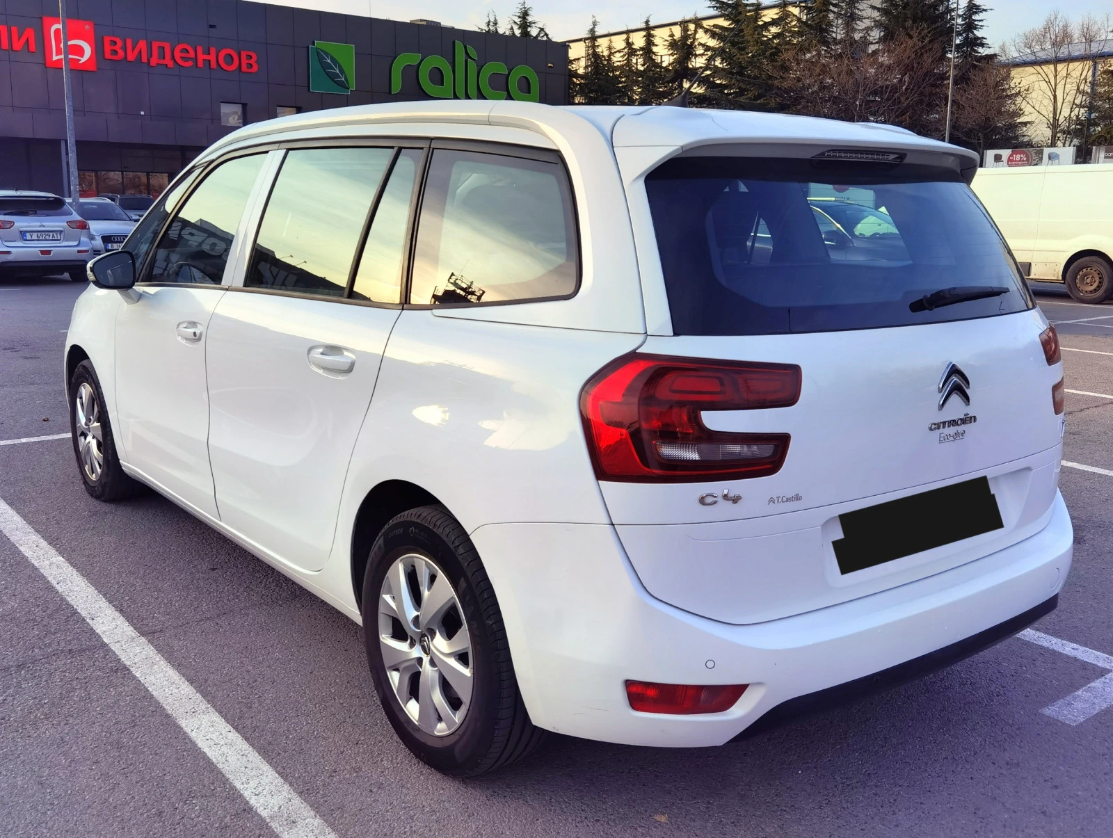 Citroen Grand C4 Picasso 1.2 LPG - изображение 3