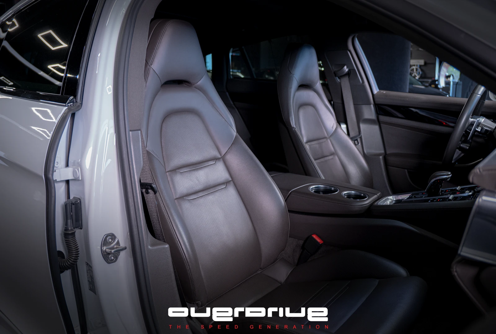 Porsche Panamera 4S Diesel В гаранция!, снимка 13 - Автомобили и джипове - 53876708