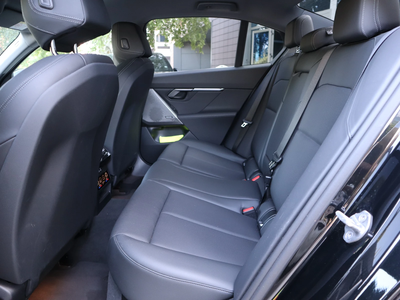 BMW 520 i/Harman Kardon/HuD/360/3D View | Mobile.bg   15