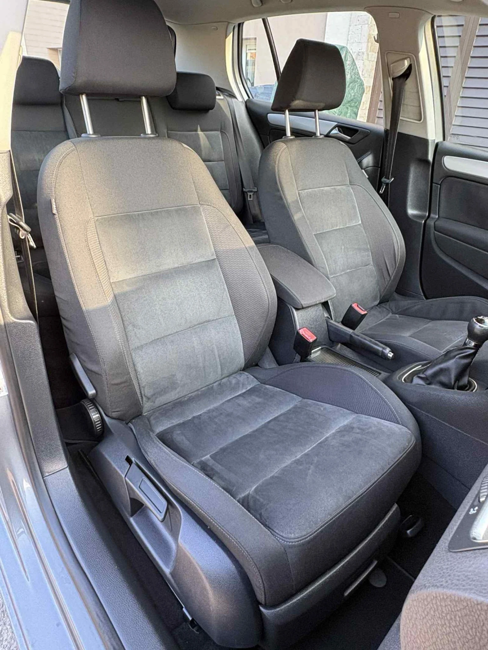 VW Golf 2.0TDI 140КС  - изображение 10
