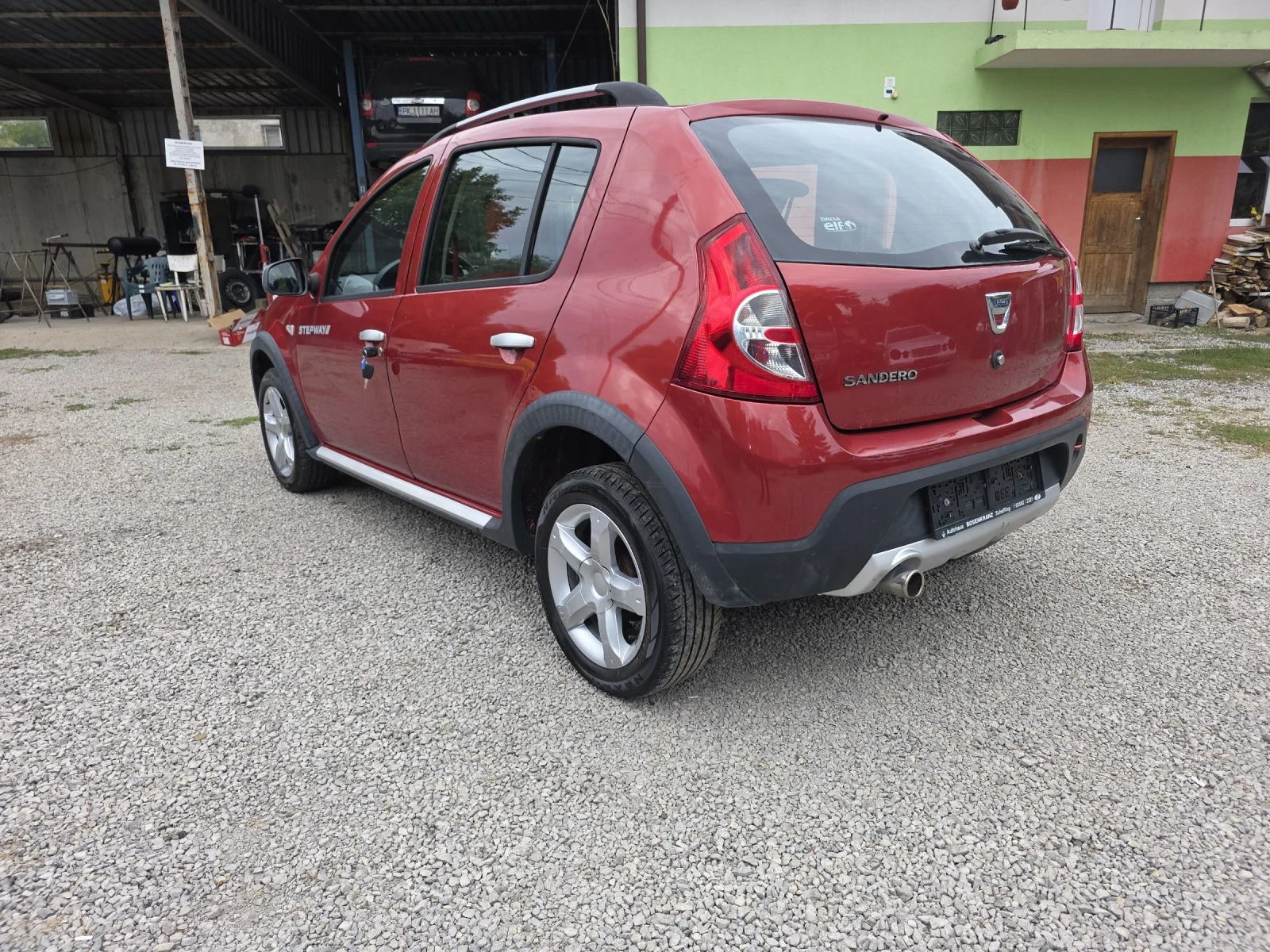 Dacia Sandero 1.6i - изображение 4