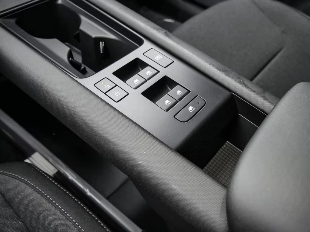 Hyundai Ioniq 6 НОВ!/RWD/228HP/CAM/HUD/NAVI/LED/KLESS/CPLAY/440g - изображение 8