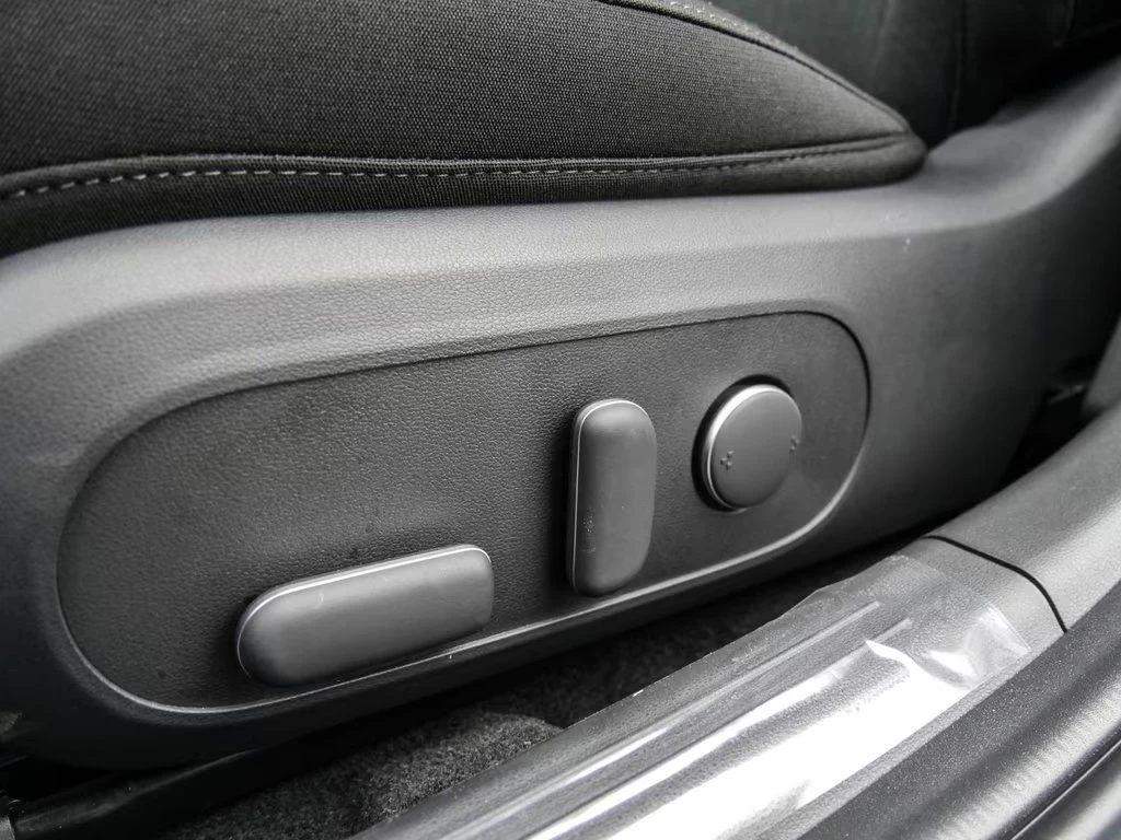 Hyundai Ioniq 6 !/RWD/228HP/CAM/HUD/NAVI/LED/KLESS/CPLAY/440g | Mobile.bg   11