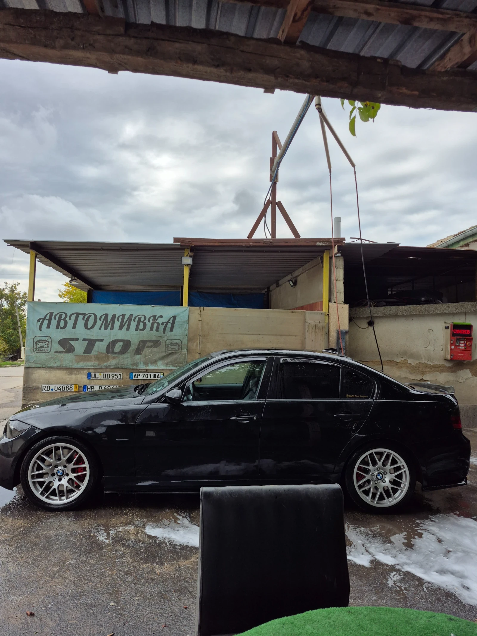 BMW 335  - изображение 10