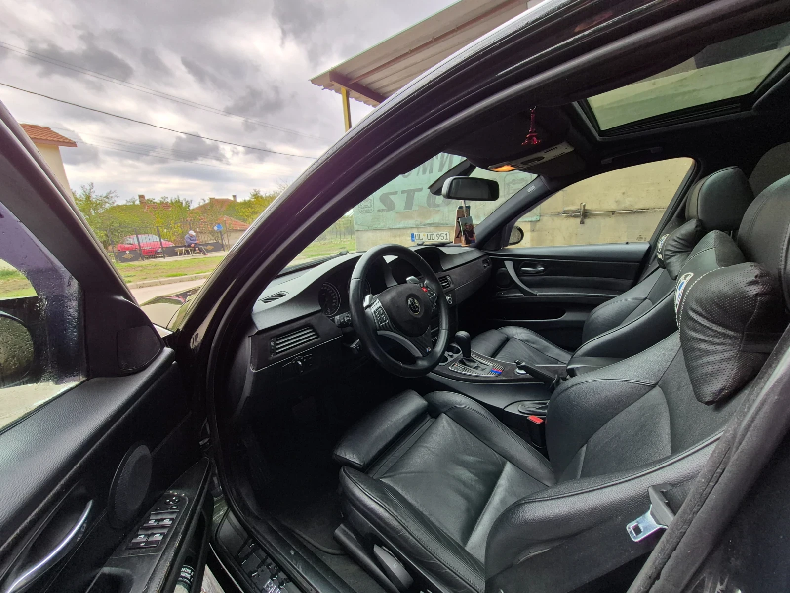 BMW 335  - изображение 8