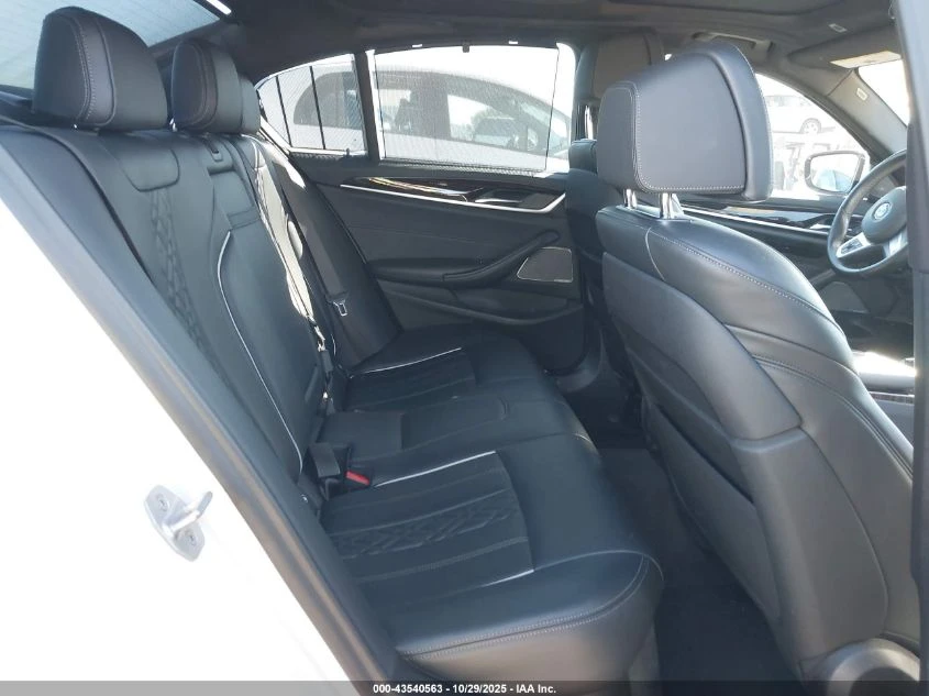 BMW 530E 2021 BMW 530E | Mobile.bg   11