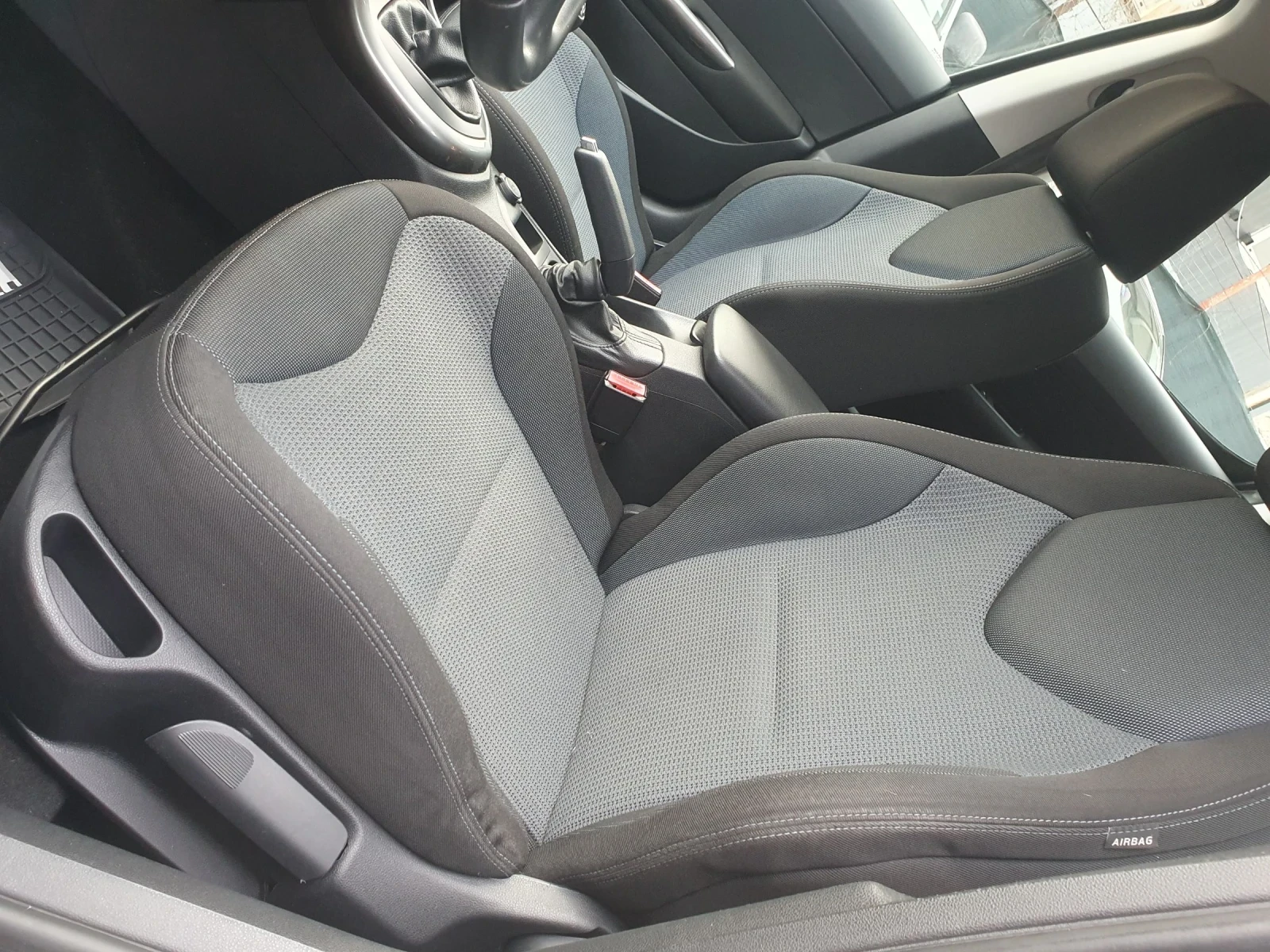 Peugeot 308 1. 6Hdi  FACE 90 ks.EURO 5 2013g | Mobile.bg � ����������� 9