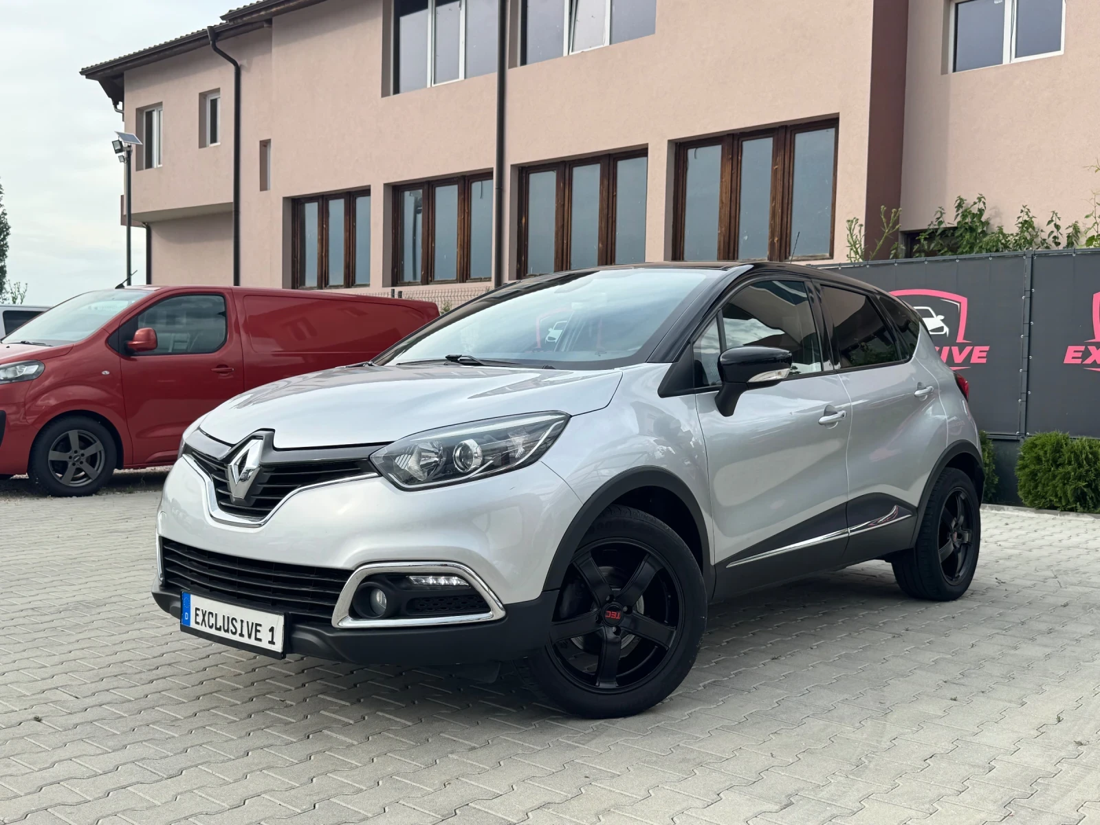 Renault Captur 1.2i AVTOMAT CAMERA NAVI TOP