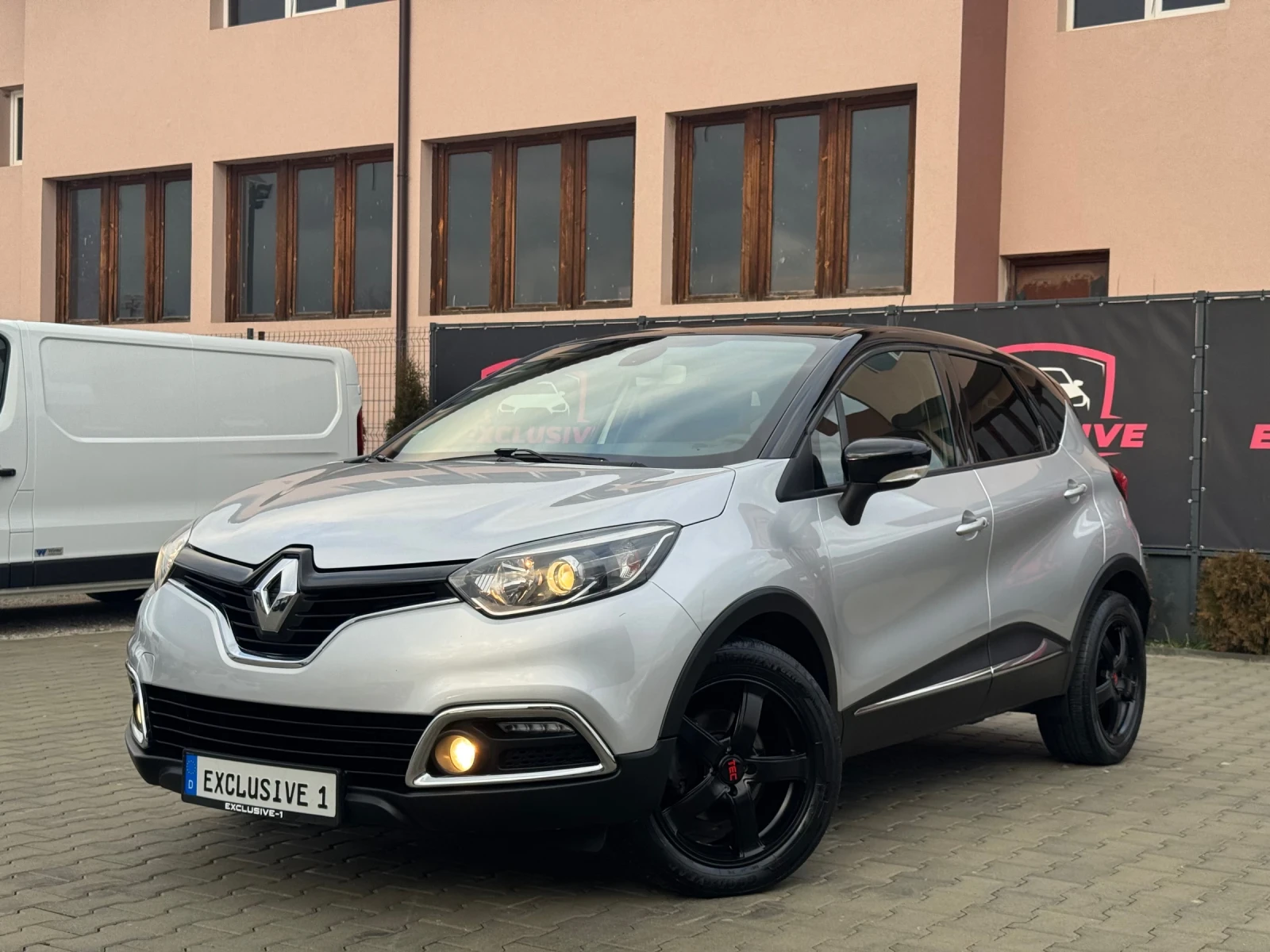 Renault Captur 1.2i AVTOMAT CAMERA NAVI TOP | Mobile.bg � ����������� 1