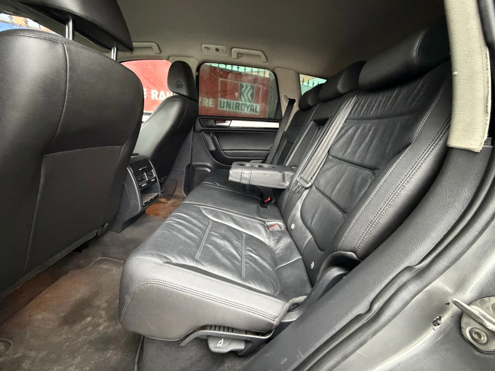 VW Touareg НА* ПРУЖИНИ* 3.0TDI* 245кс, снимка 9 - Автомобили и джипове - 53623267