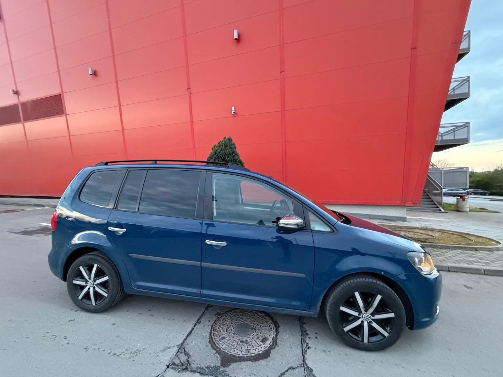 VW Touran DSG* ���������* TDI | Mobile.bg � ����������� 4