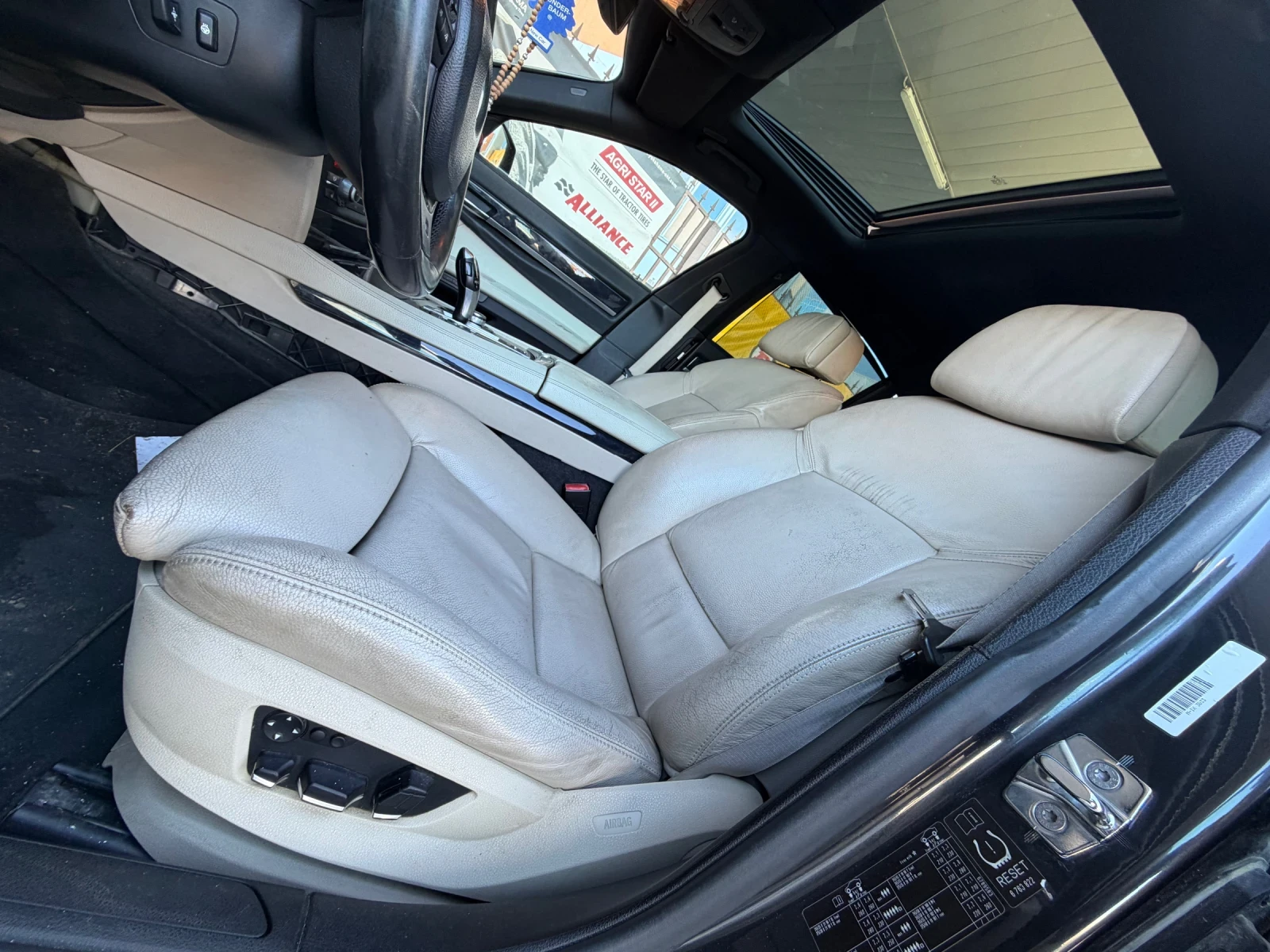 BMW 730 TV* Дистроник* Вакум* Individuall - изображение 9