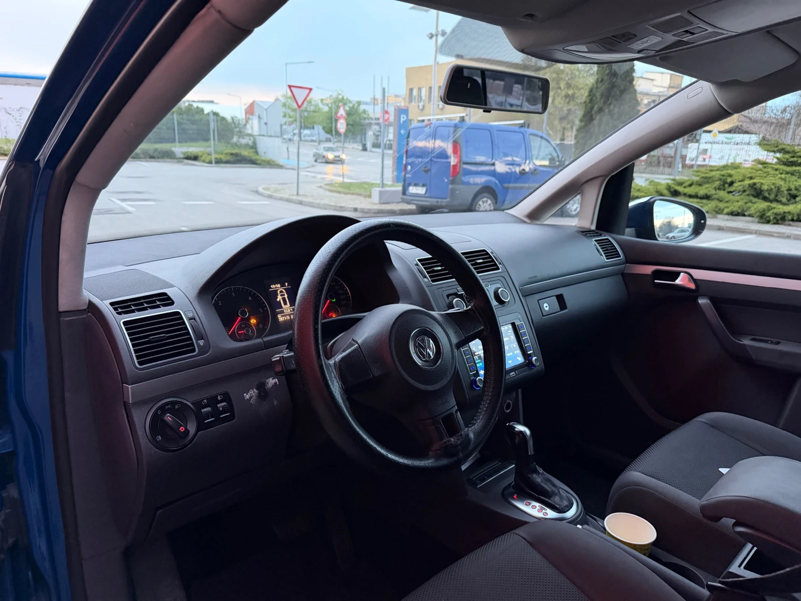 VW Touran DSG* ���������* TDI | Mobile.bg � ����������� 12