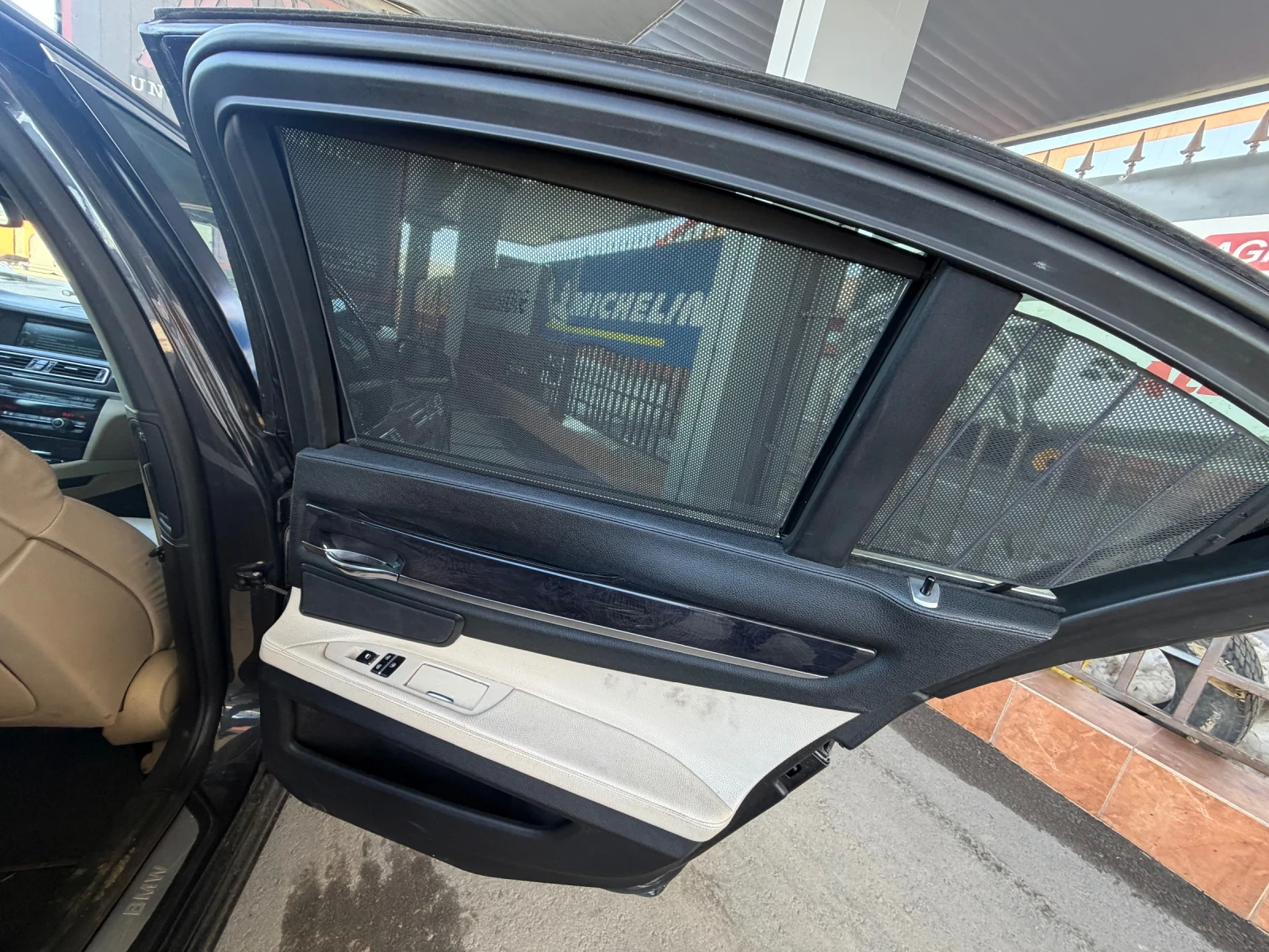 BMW 730 TV* Дистроник* Вакум* Individuall - изображение 6