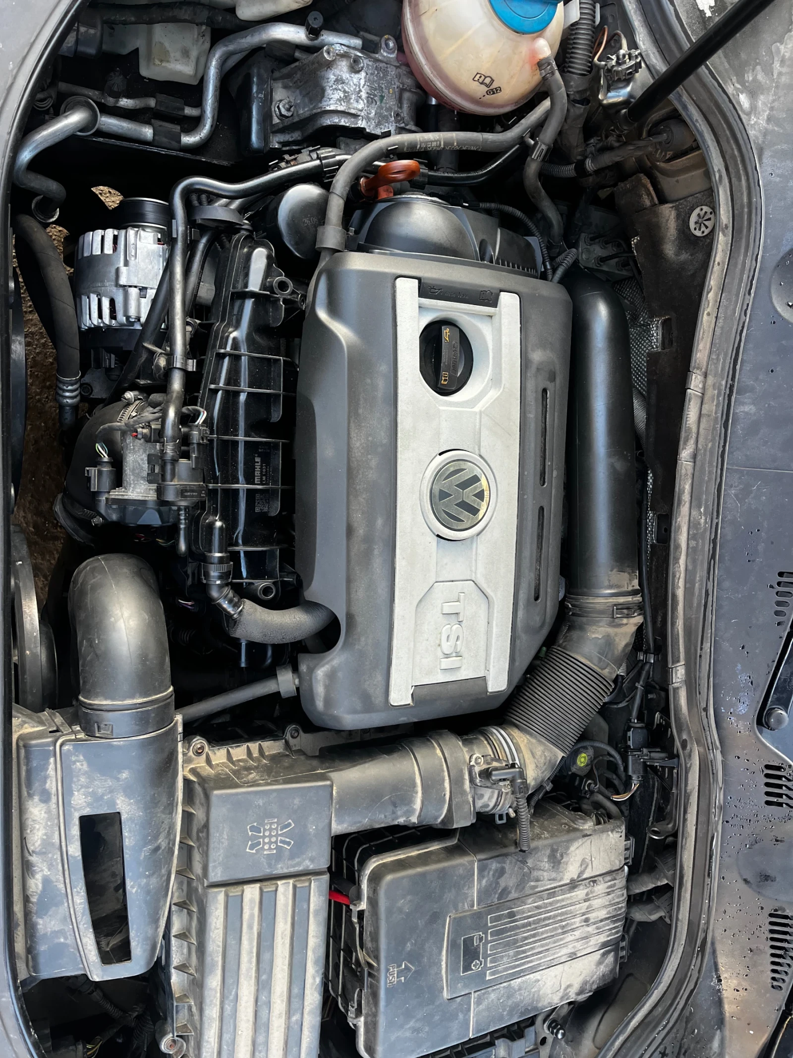 VW Passat 2.0 TSI 211k.c.               БЕЗ АНАЛОГ НА ПАЗАРА, снимка 11 - Автомобили и джипове - 53713945