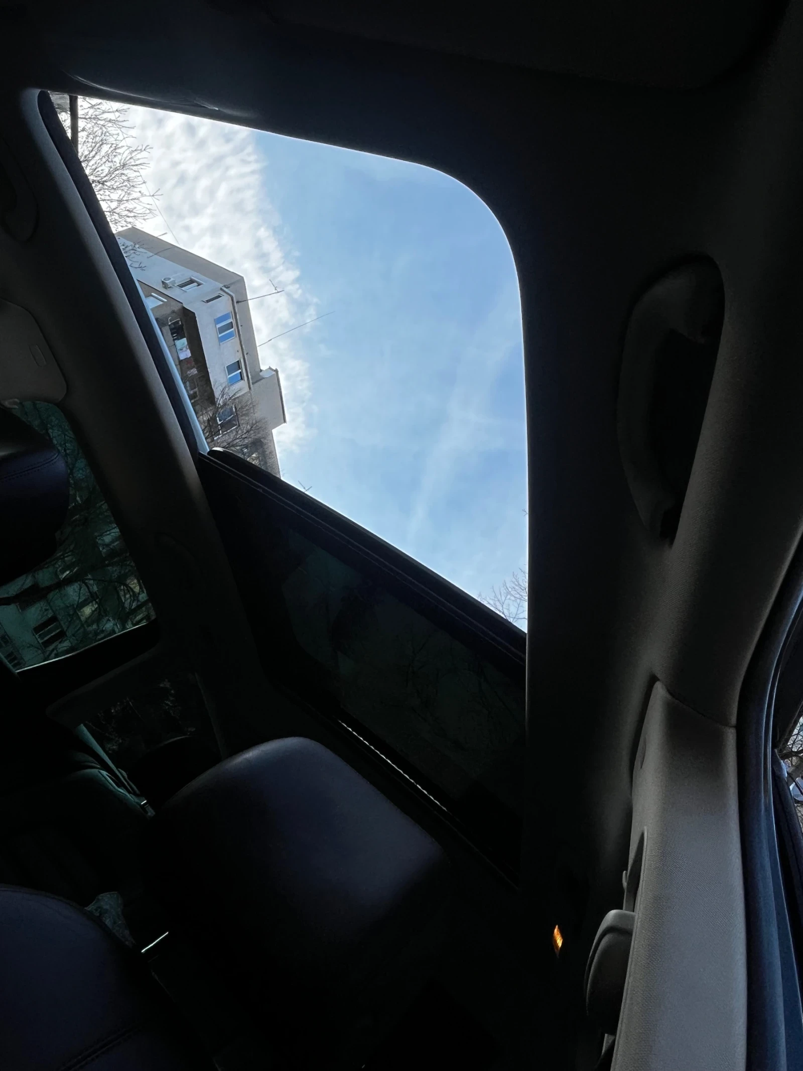 VW Passat 2.0 TSI 211k.c.               БЕЗ АНАЛОГ НА ПАЗАРА, снимка 3 - Автомобили и джипове - 53713945