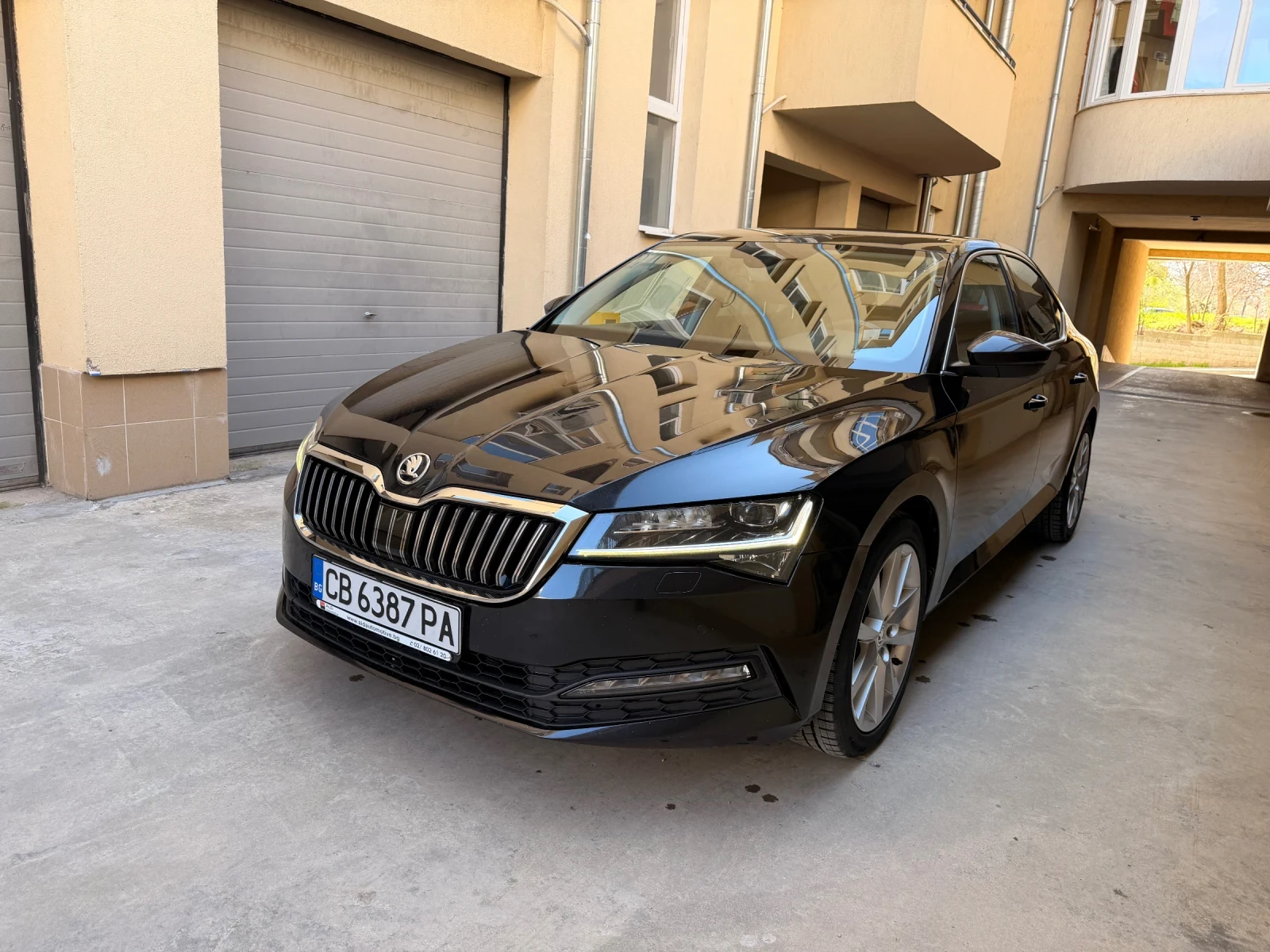 Skoda Superb + ЛИЗИНГ, снимка 10 - Автомобили и джипове - 54119778