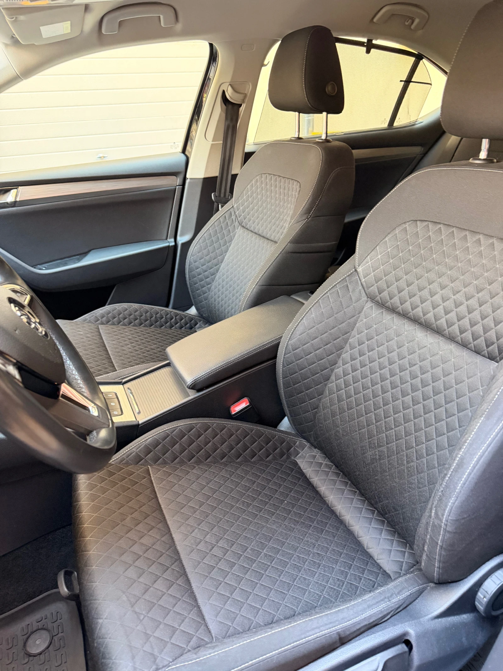 Skoda Superb + ЛИЗИНГ, снимка 8 - Автомобили и джипове - 54119778