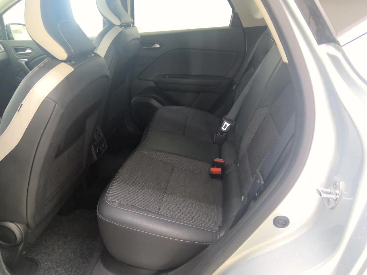 Renault Captur 1.3 TCe Intens | Mobile.bg � ����������� 10