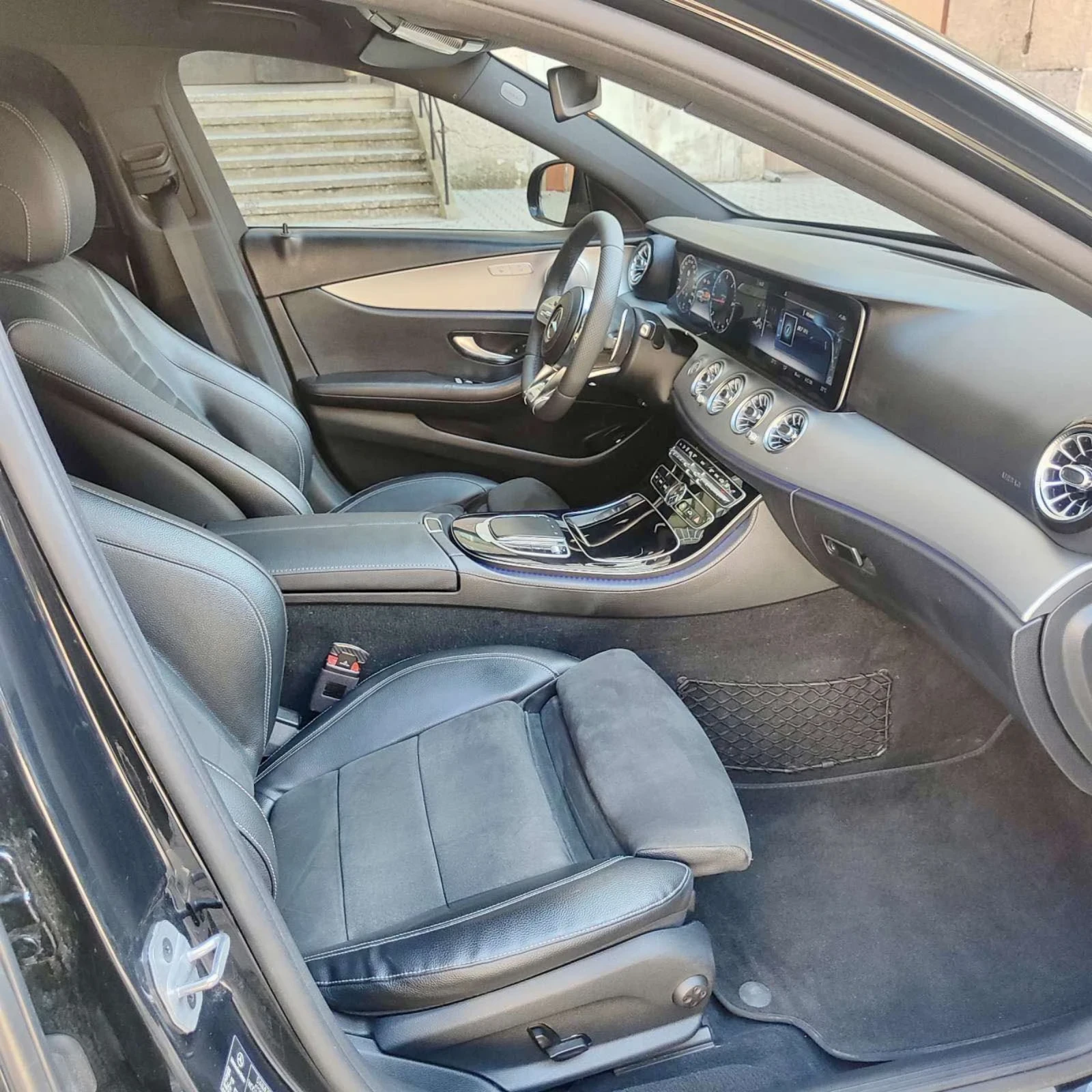 Mercedes-Benz E 220 6.3 AMG Multibeam DIGITAL BURMASTER , снимка 9 - Автомобили и джипове - 54314669