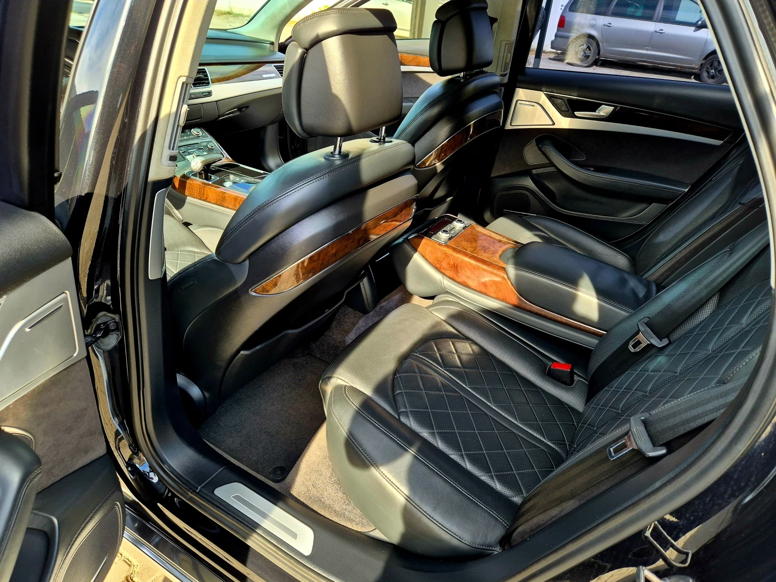 Audi A8 4.2 TDI, снимка 11 - Автомобили и джипове - 54371574