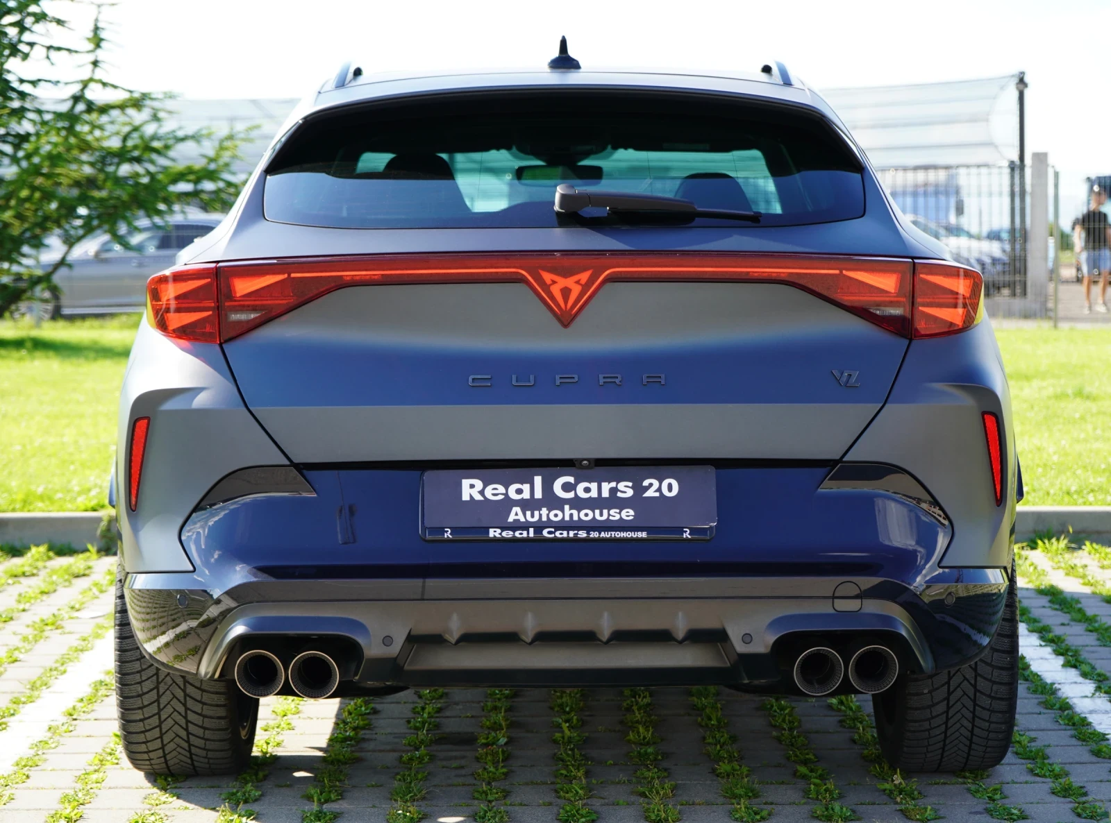 Cupra Formentor VZ* 4x4* PANO* SENNHEISER* KEYLESS* MEMORY* AKR* , снимка 5 - Автомобили и джипове - 54994630