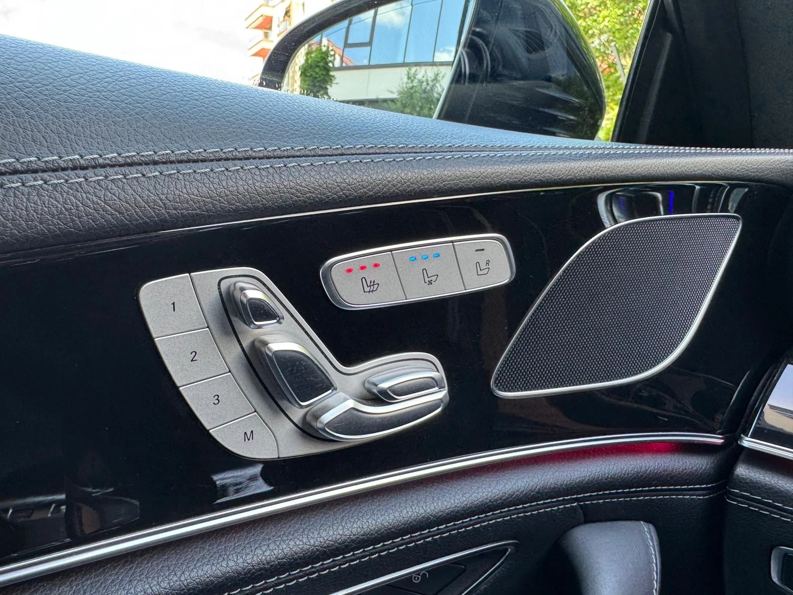 Mercedes-Benz AMG GT 43, снимка 9 - Автомобили и джипове - 55095276
