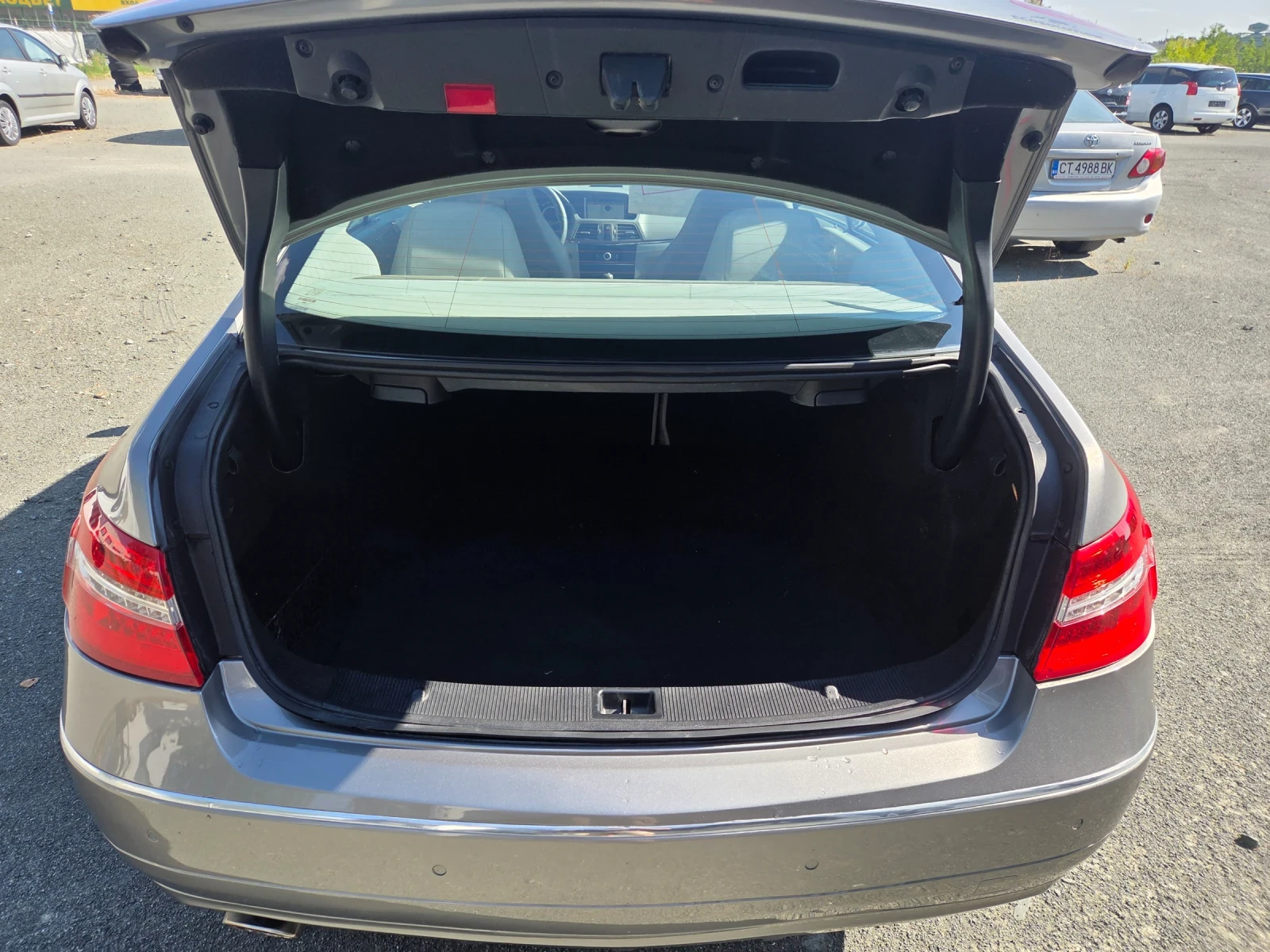 Mercedes-Benz E 220 CUPE2, 2CDI170ksAVANTGARDEAVTOMATIK185000kmITALIAE, снимка 13 - Автомобили и джипове - 55234690