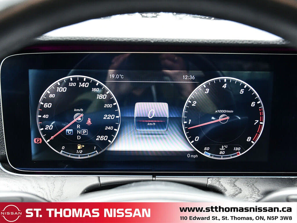 Mercedes-Benz E 400 4MATIC/AMG LINE/PANORAMA/360CAM/BURMESTER, снимка 10 - Автомобили и джипове - 55262810