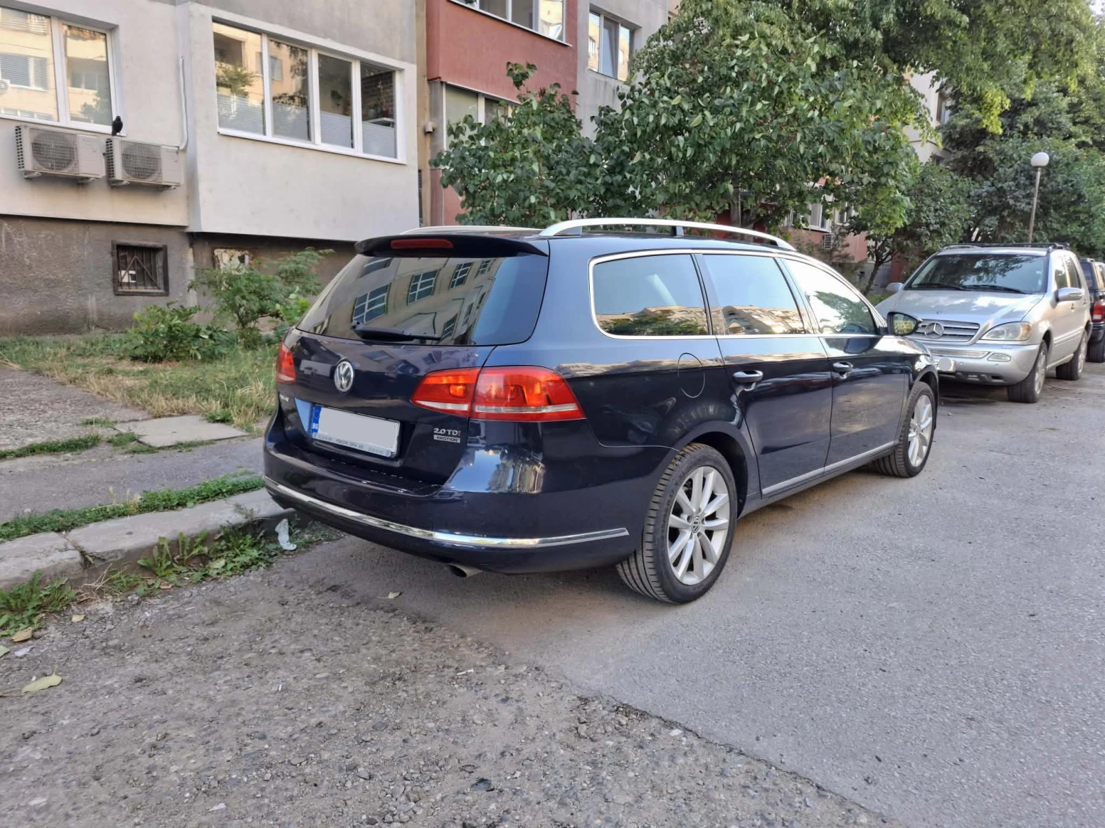 VW Passat B7 Variant, снимка 4 - Автомобили и джипове - 55611152