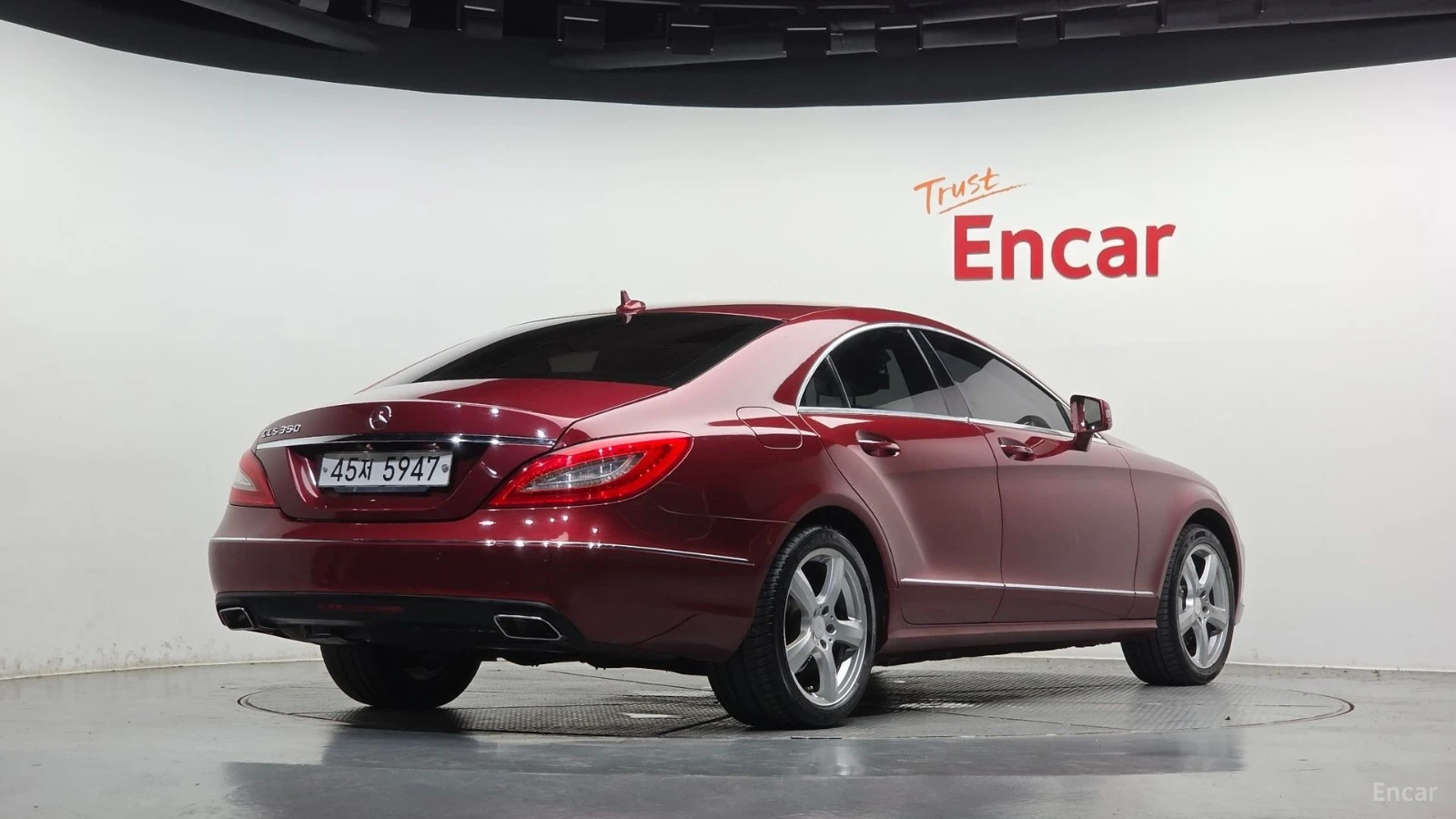 Mercedes-Benz CLS 350 КОЖА* ОБДУХВ* НАВИ* ПАНО* АВТОКРЕДИТ, снимка 2 - Автомобили и джипове - 55678754