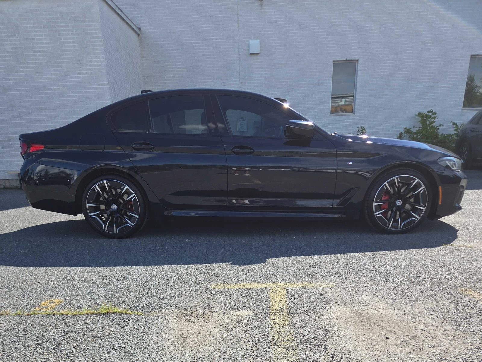 BMW 540 * xDrive * ДИСТРОНИК * HEAD-UP * HARMAN/KARDON, снимка 3 - Автомобили и джипове - 55850136