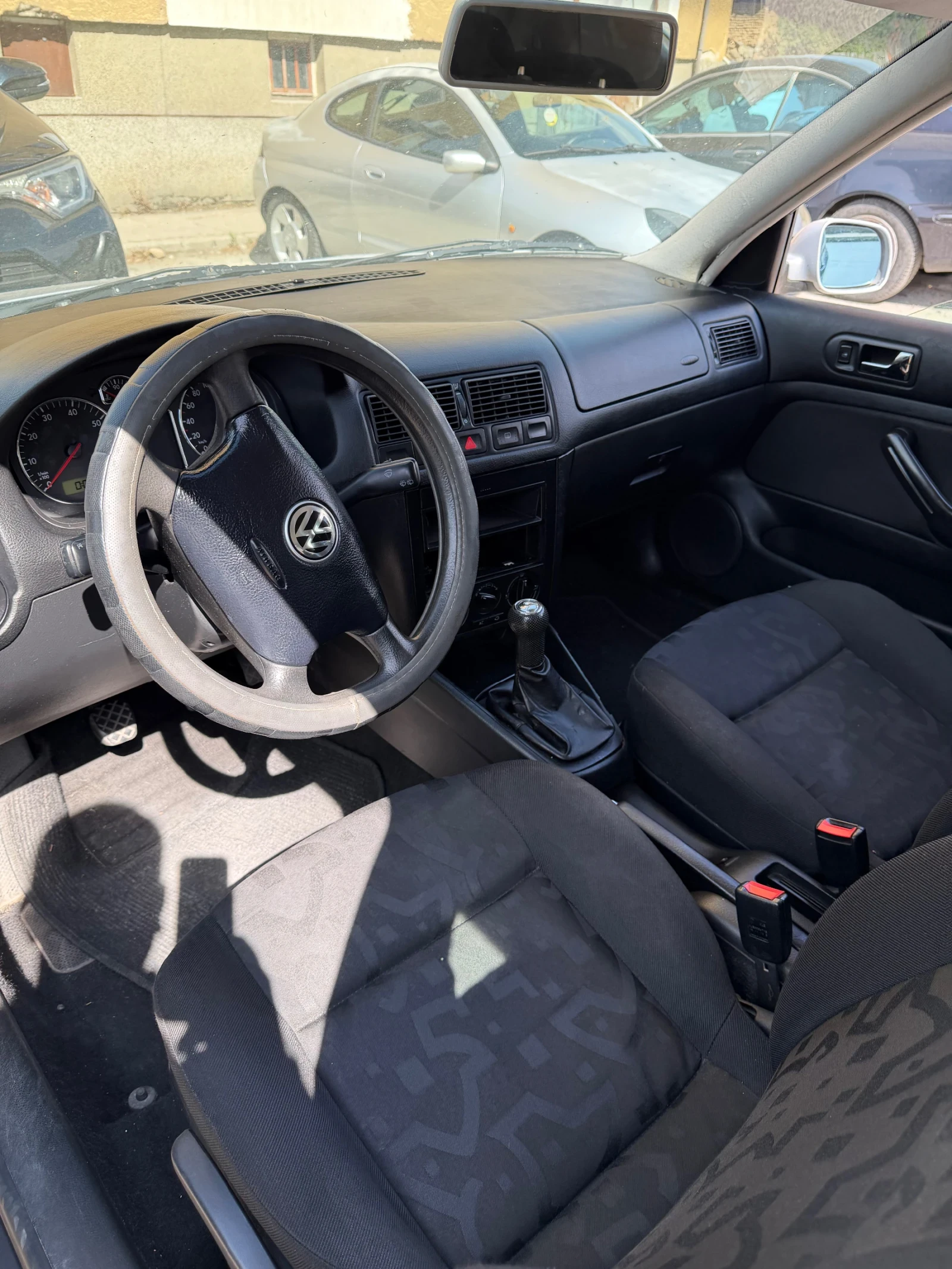 VW Golf, снимка 3 - Автомобили и джипове - 56080302