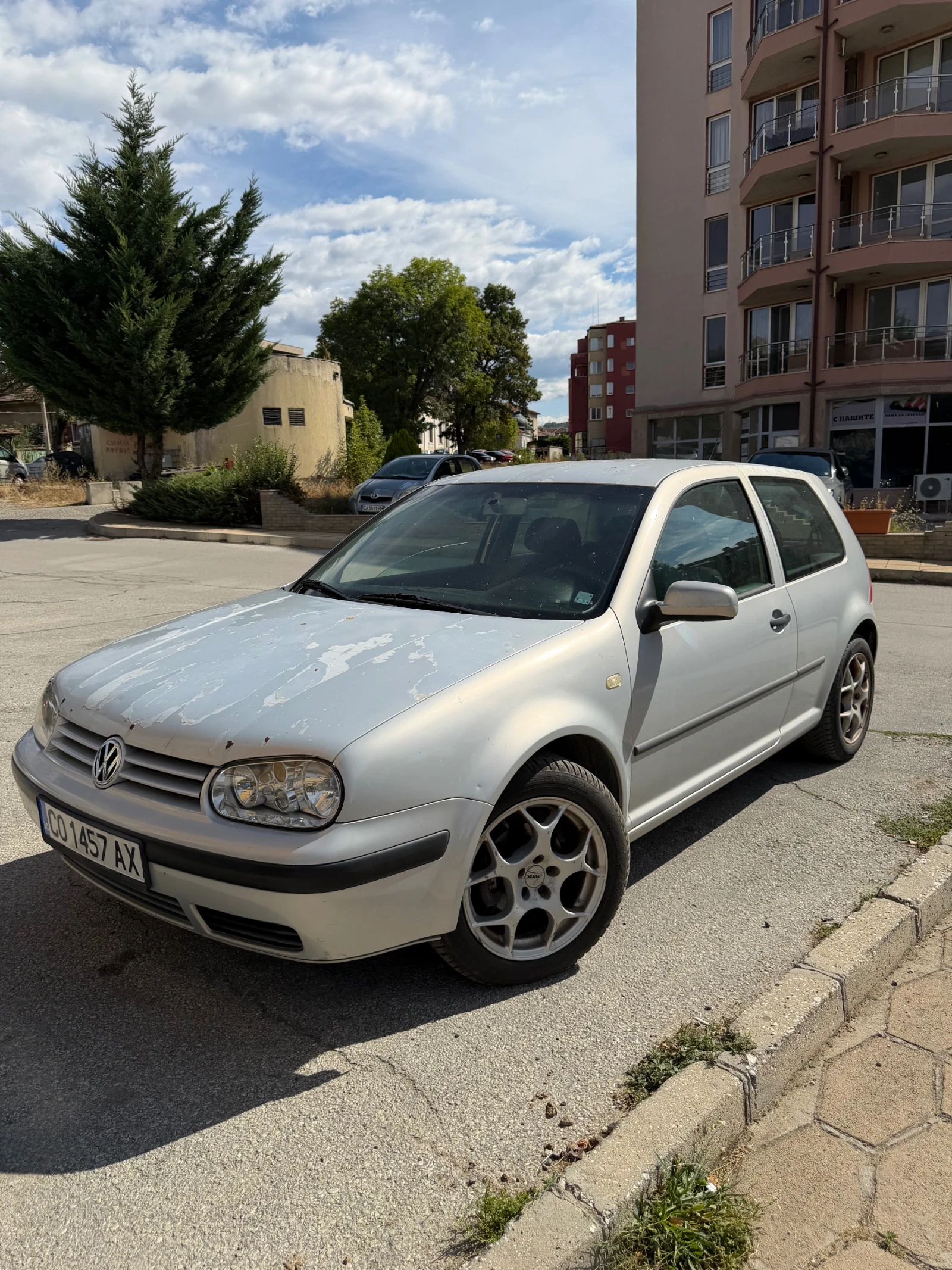 VW Golf