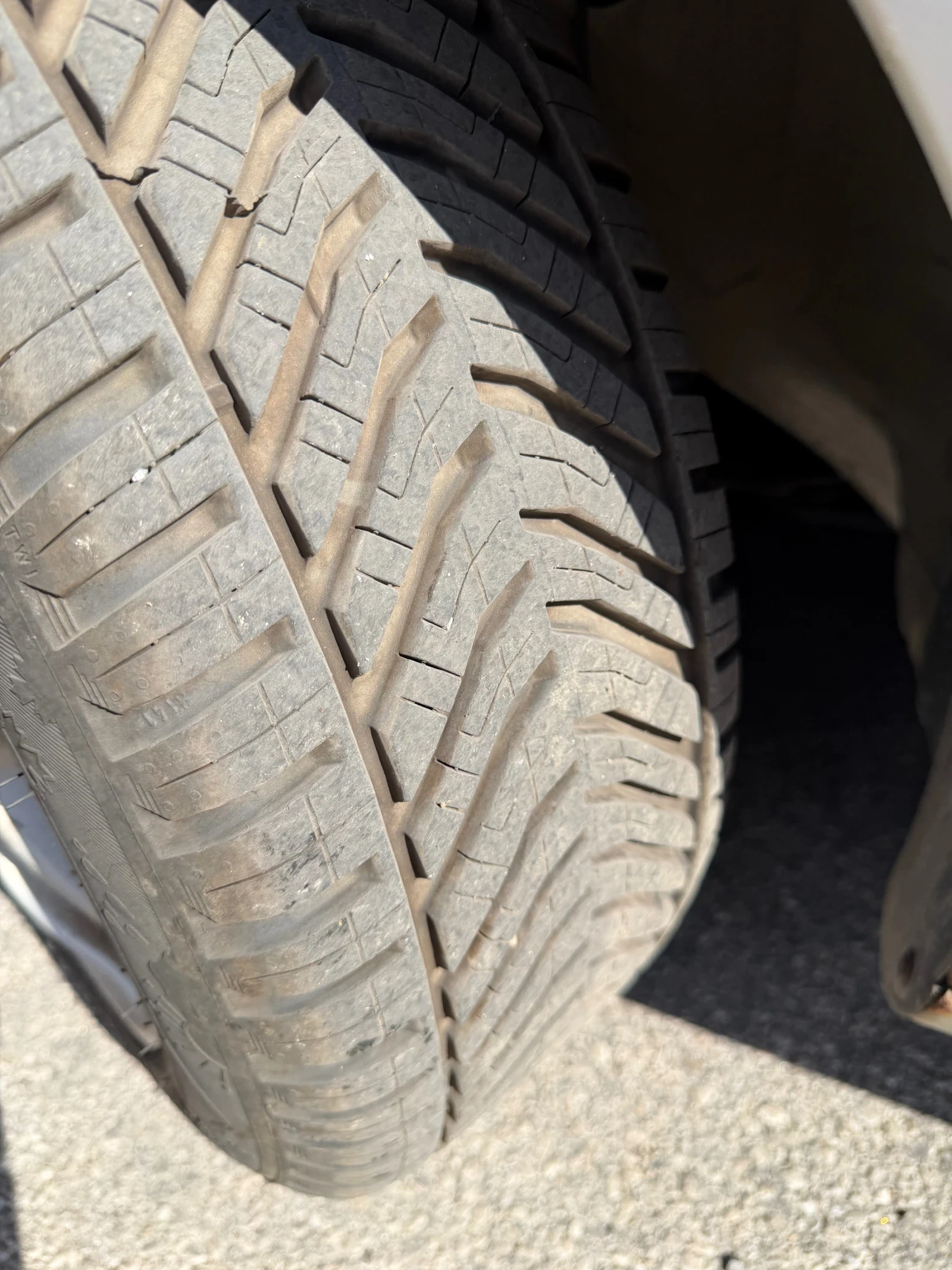 VW Golf, снимка 2 - Автомобили и джипове - 56080302
