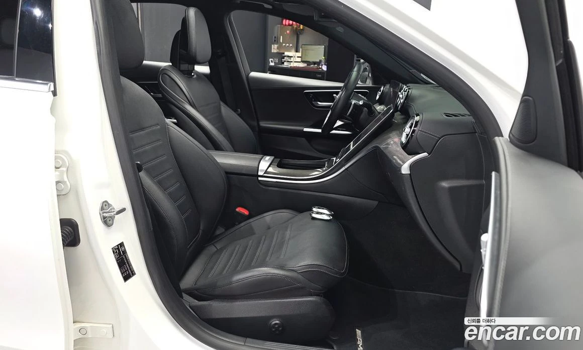 Mercedes-Benz C 300 C300 4MATIC AMG Line, снимка 11 - Автомобили и джипове - 56122746