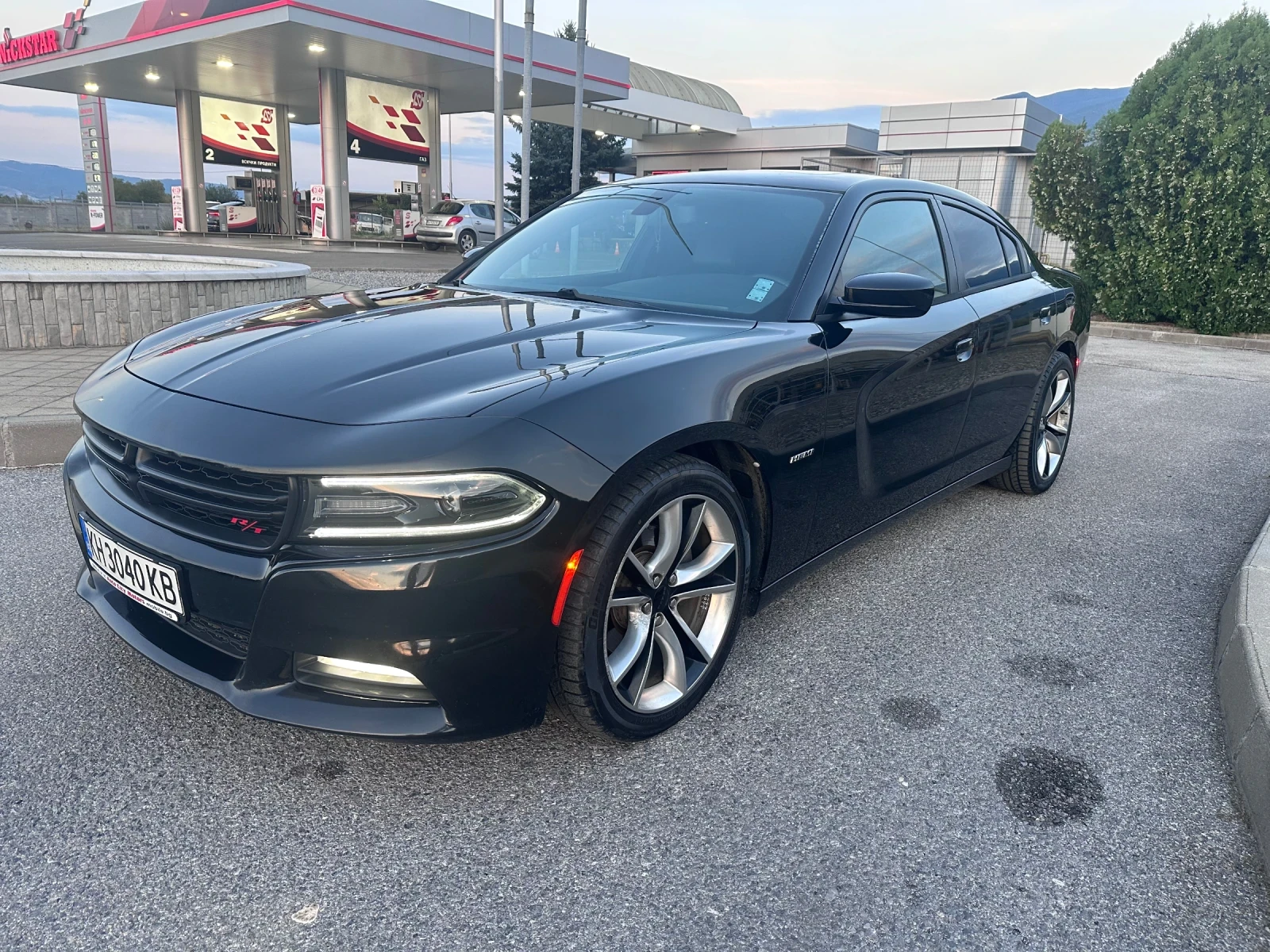 Dodge Charger Dodge Charger 5.7 HEMI, снимка 2 - Автомобили и джипове - 56144065