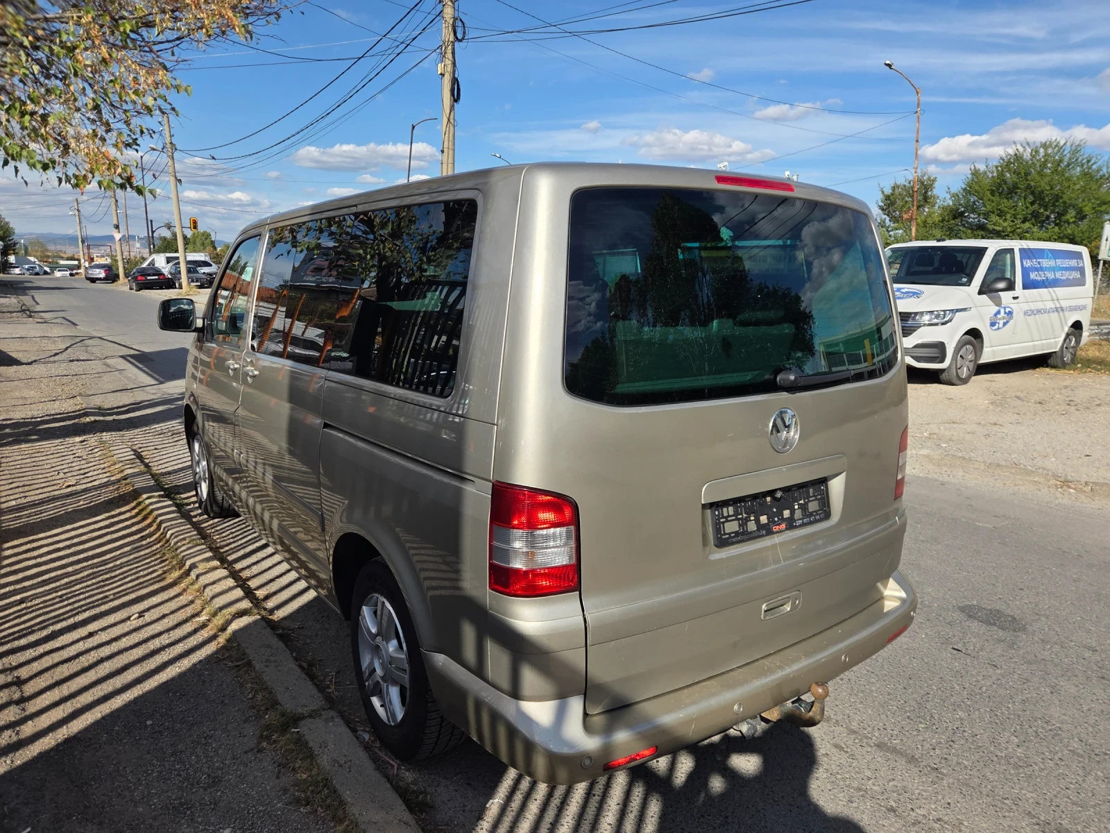 VW Multivan 2, 500TDI HIGHLINE EURO4, снимка 4 - Автомобили и джипове - 56221807