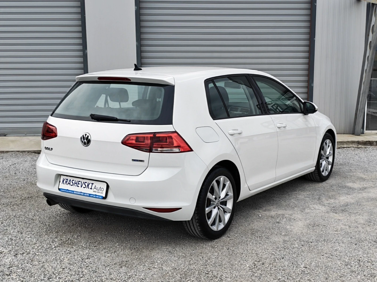 VW Golf 1.6TDI 110kc Euro6 Navi Highline, снимка 6 - Автомобили и джипове - 56247974