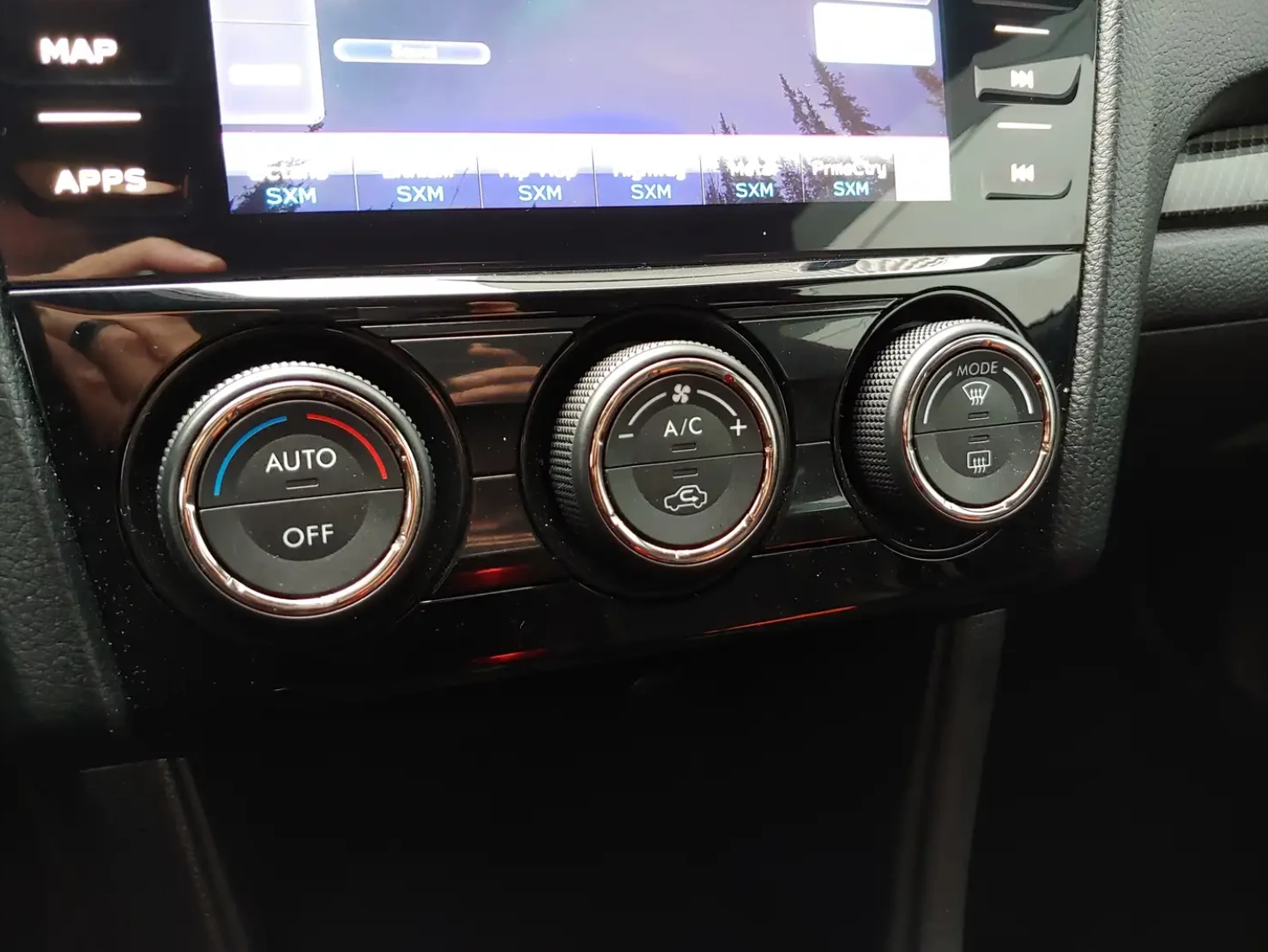 Subaru WRX Harman Kardon, снимка 13 - Автомобили и джипове - 56390810