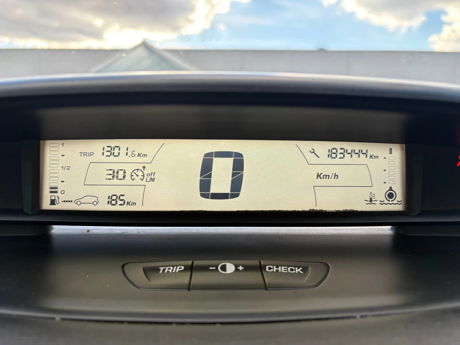 Citroen C4 HDI, снимка 11 - Автомобили и джипове - 56636436
