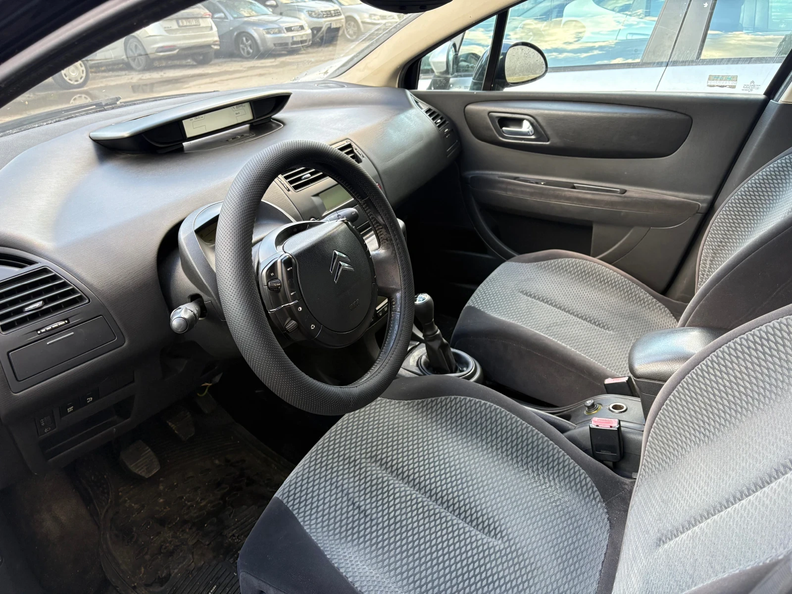 Citroen C4 HDI, снимка 7 - Автомобили и джипове - 56636436