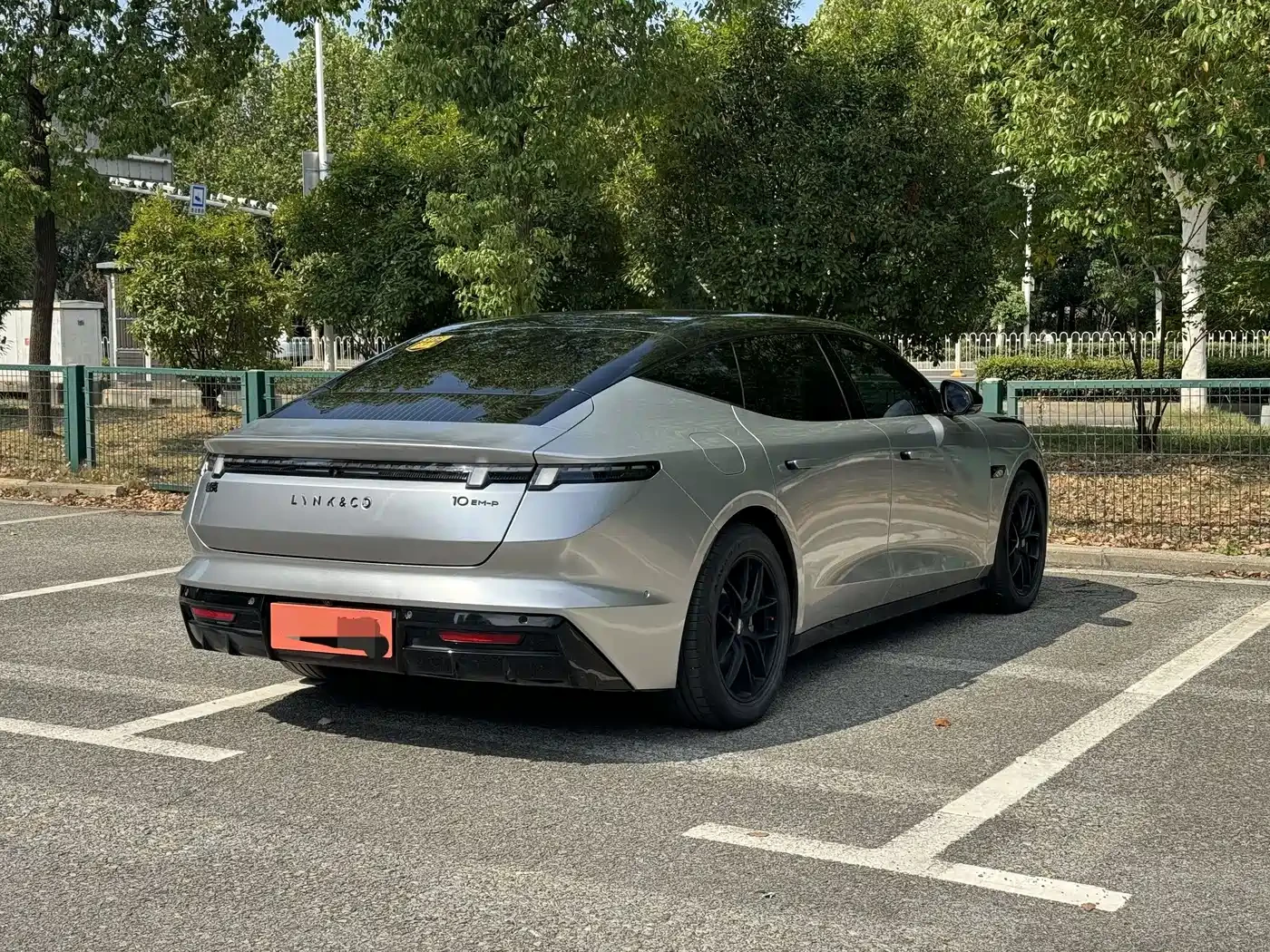 LynkCo 10 0 EM-P 2025 240km Base | Mobile.bg � ����������� 2