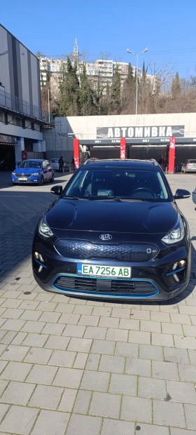 Kia Niro Executive line 64 kWh, SOH 100%, Термопомпа , снимка 2
