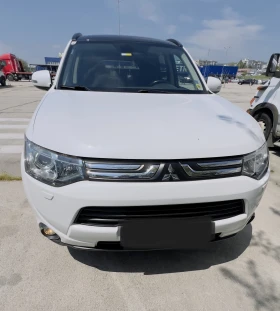 Mitsubishi Outlander 2.2DiD 4x4 (180HP) F1 пера, КАМЕРА, KEYLESS, снимка 4