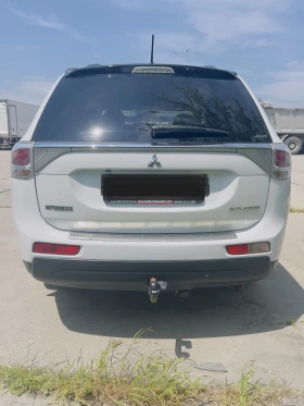 Mitsubishi Outlander 2.2DiD 4x4 (180HP) F1 пера, КАМЕРА, KEYLESS, снимка 3