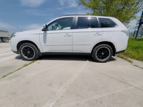 Mitsubishi Outlander 2.2DiD 4x4 (180HP) F1 пера, КАМЕРА, KEYLESS, снимка 1