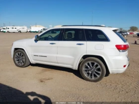 Jeep Grand cherokee OVERLAND* 5.7* V8* 8ZF* ПОДГРЕВ* КАМЕРА* КЕЙЛЕС* L - 14077 € / 27532.22 лв. - 31458891 6