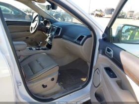 Jeep Grand cherokee OVERLAND* 5.7* V8* 8ZF* ПОДГРЕВ* КАМЕРА* КЕЙЛЕС* L - 14077 € / 27532.22 лв. - 31458891 9